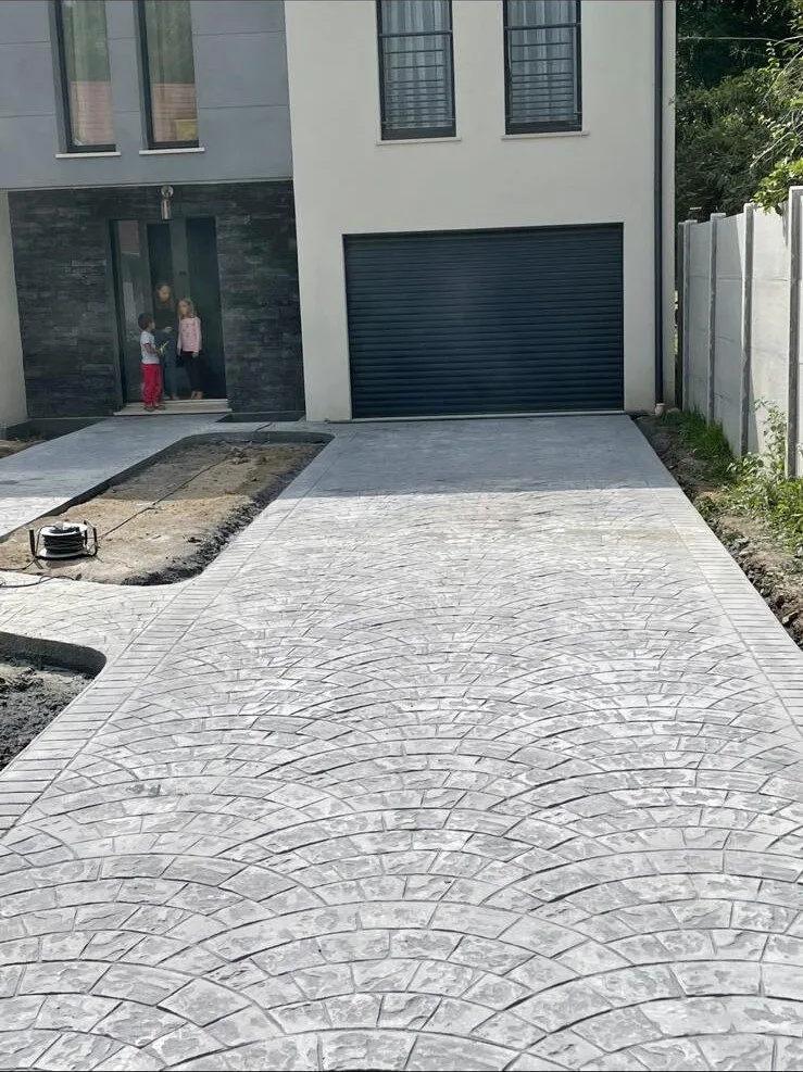 Réalisation : Allée de garage, motif éventail — Allées